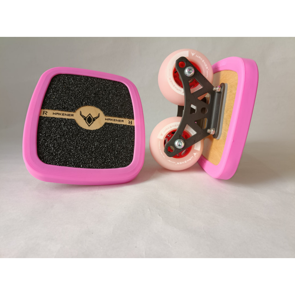 Wakener rosa con ruedas configurables para practicar Freeline y hacer trucos.
