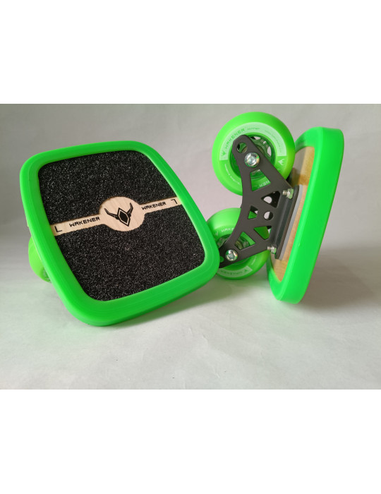 Freeskates Wakener para descubrir tu estilo, en color verde y nuevas formas de lateral.