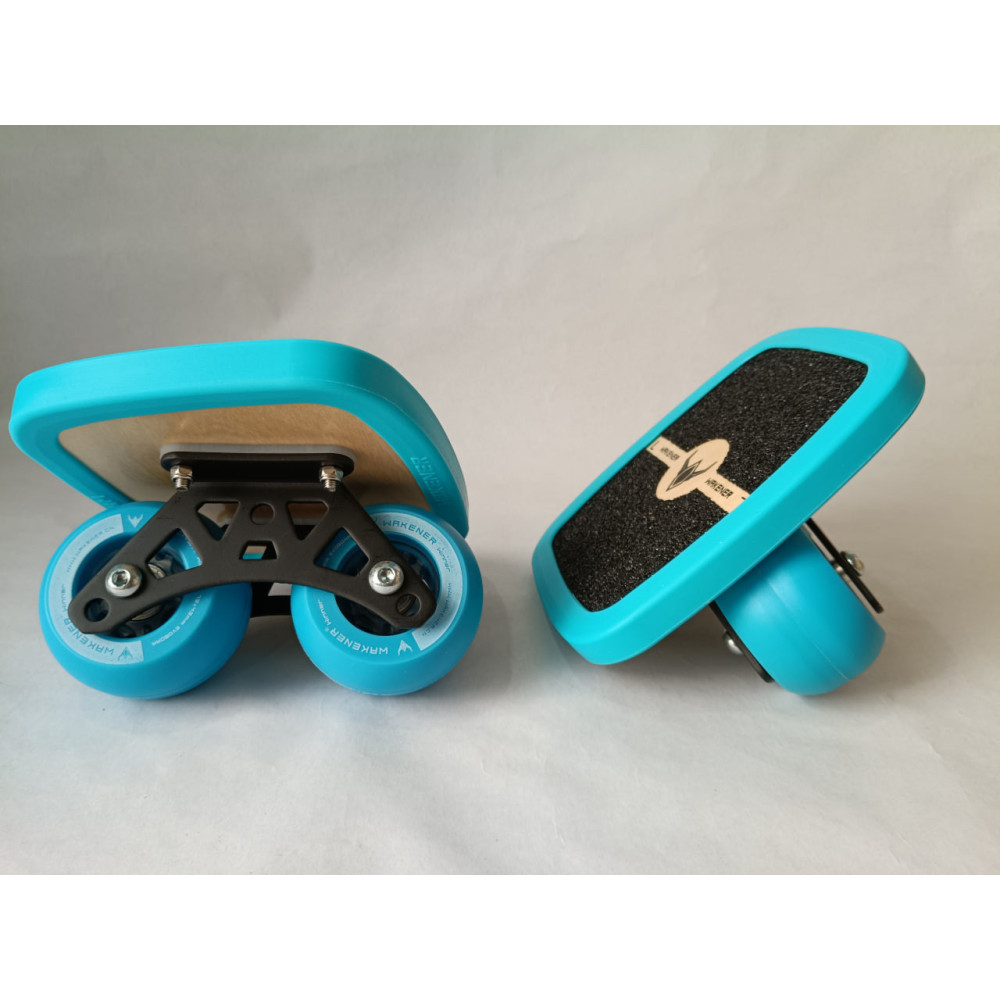 Freeskates Wakener azules, ideales para empezar son patines ligeros para rutas y desplazamientos.