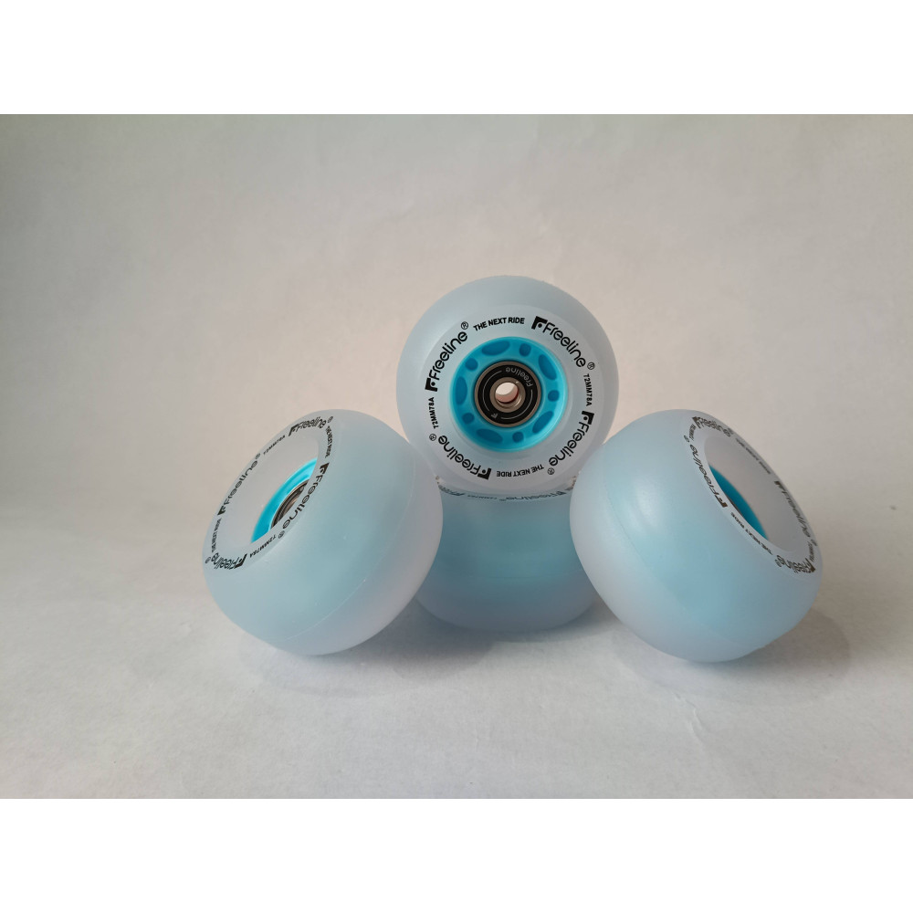 Set de cuatro ruedas luminosas de freeskate de la marca freeline skates de color azul baratas.