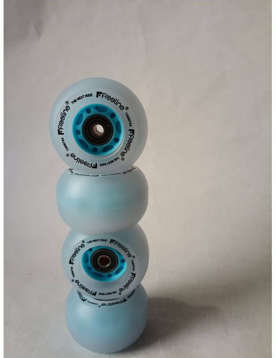 Set de cuatro ruedas luminosas de driftskate de la marca freeline skates de color azul empezar.