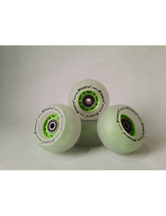 Set de cuatro ruedas luminosas de freeskate de la marca freeline skates de color verde baratas.