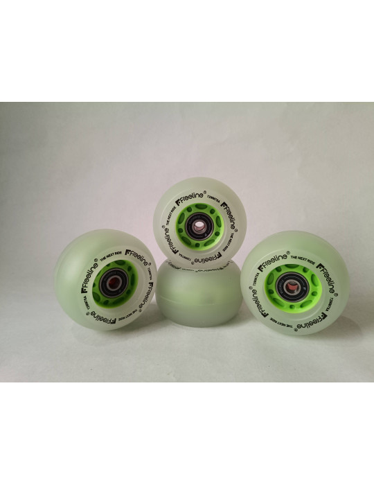 Set de cuatro ruedas luminosas de driftskate de la marca freeline skates de color verde.