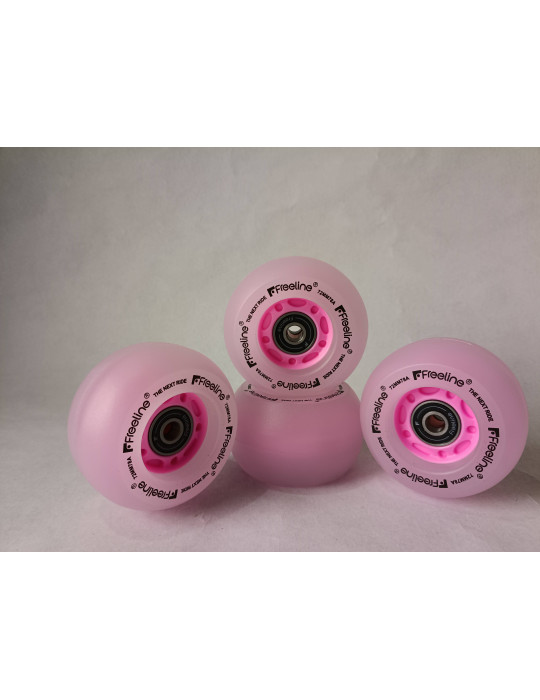 Set de cuatro ruedas luminosas de driftskate de la marca freeline skates de color rosa.